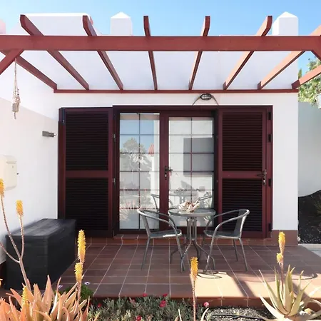 Sun Apartment *